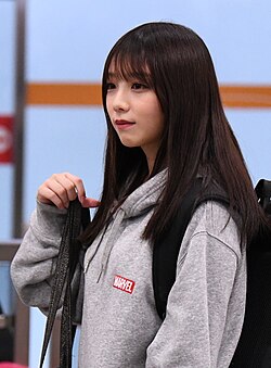 与田祐希のサムネイル