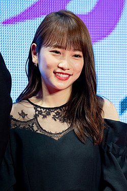 川栄李奈のサムネイル