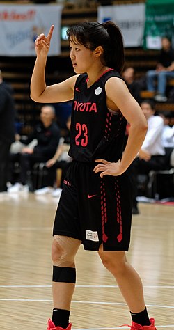 山本麻衣のサムネイル